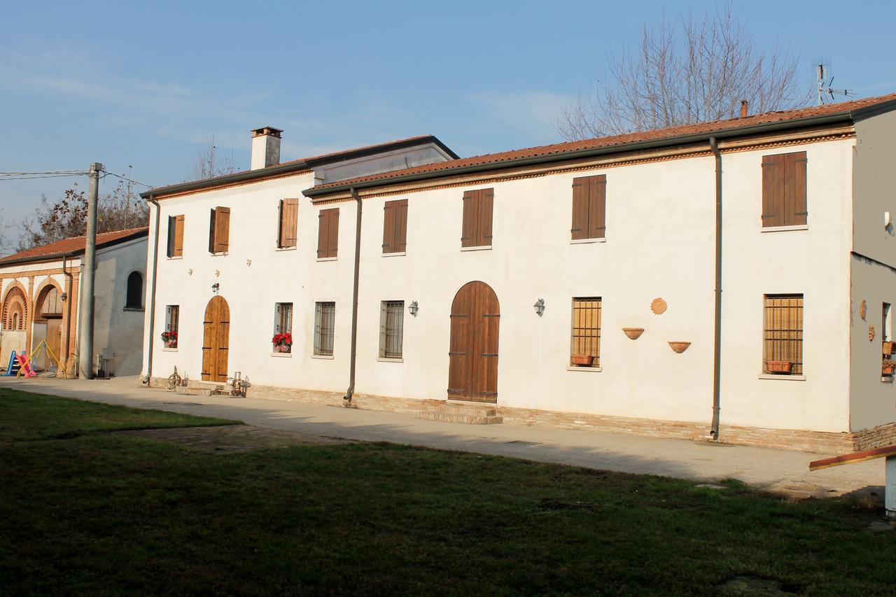 Roncoferraro La Casa Delle Rondini Bed & Breakfast エクステリア 写真
