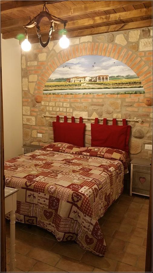 Roncoferraro La Casa Delle Rondini Bed & Breakfast エクステリア 写真