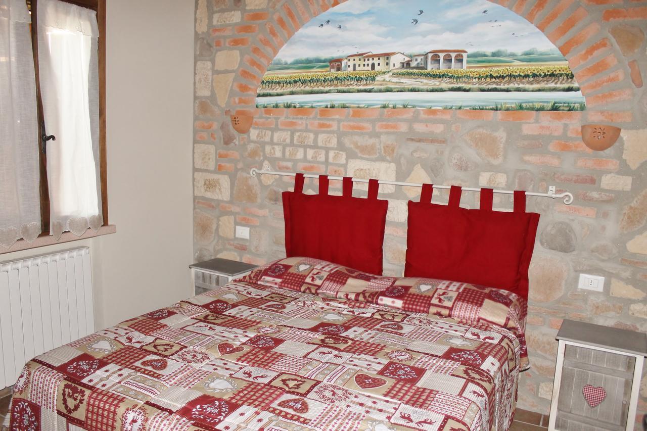 Roncoferraro La Casa Delle Rondini Bed & Breakfast エクステリア 写真