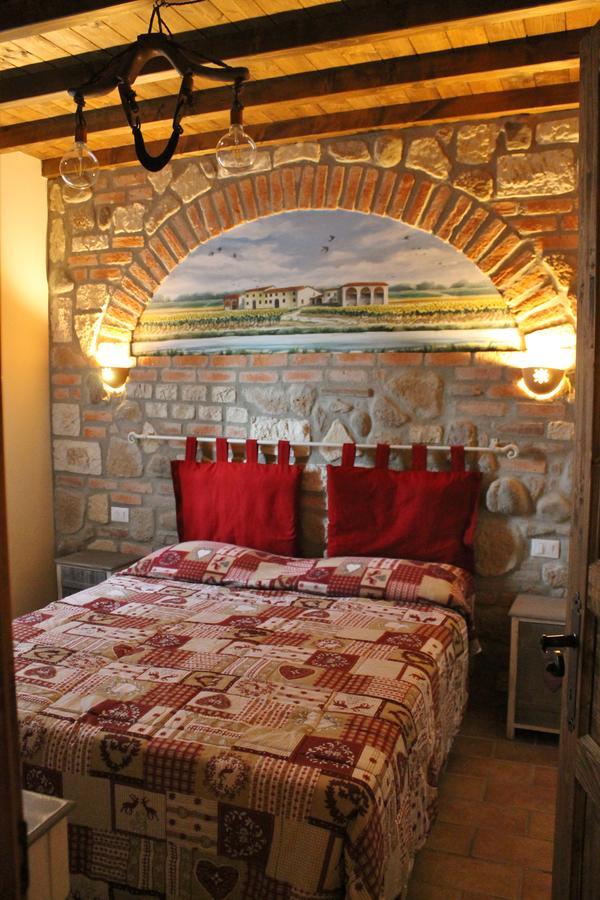 Roncoferraro La Casa Delle Rondini Bed & Breakfast エクステリア 写真