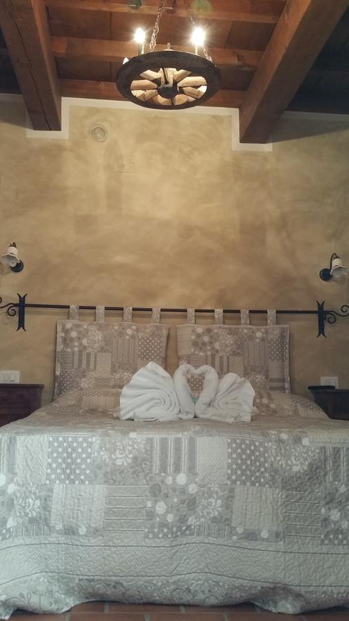 Roncoferraro La Casa Delle Rondini Bed & Breakfast エクステリア 写真