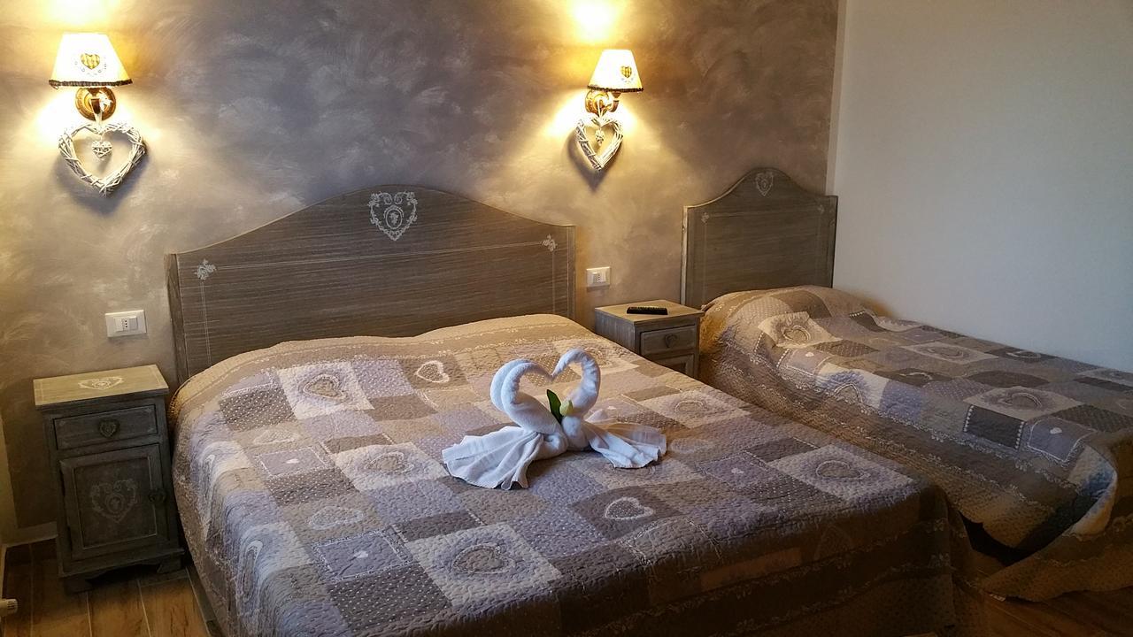 Roncoferraro La Casa Delle Rondini Bed & Breakfast エクステリア 写真