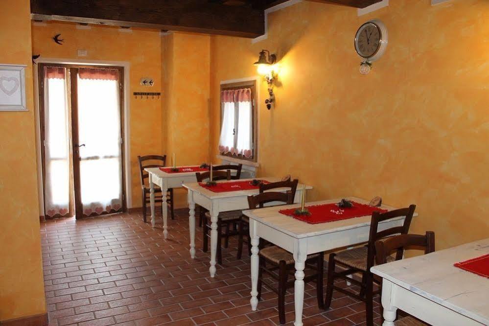 Roncoferraro La Casa Delle Rondini Bed & Breakfast エクステリア 写真